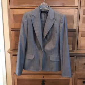 Full Women’s Pantsuit